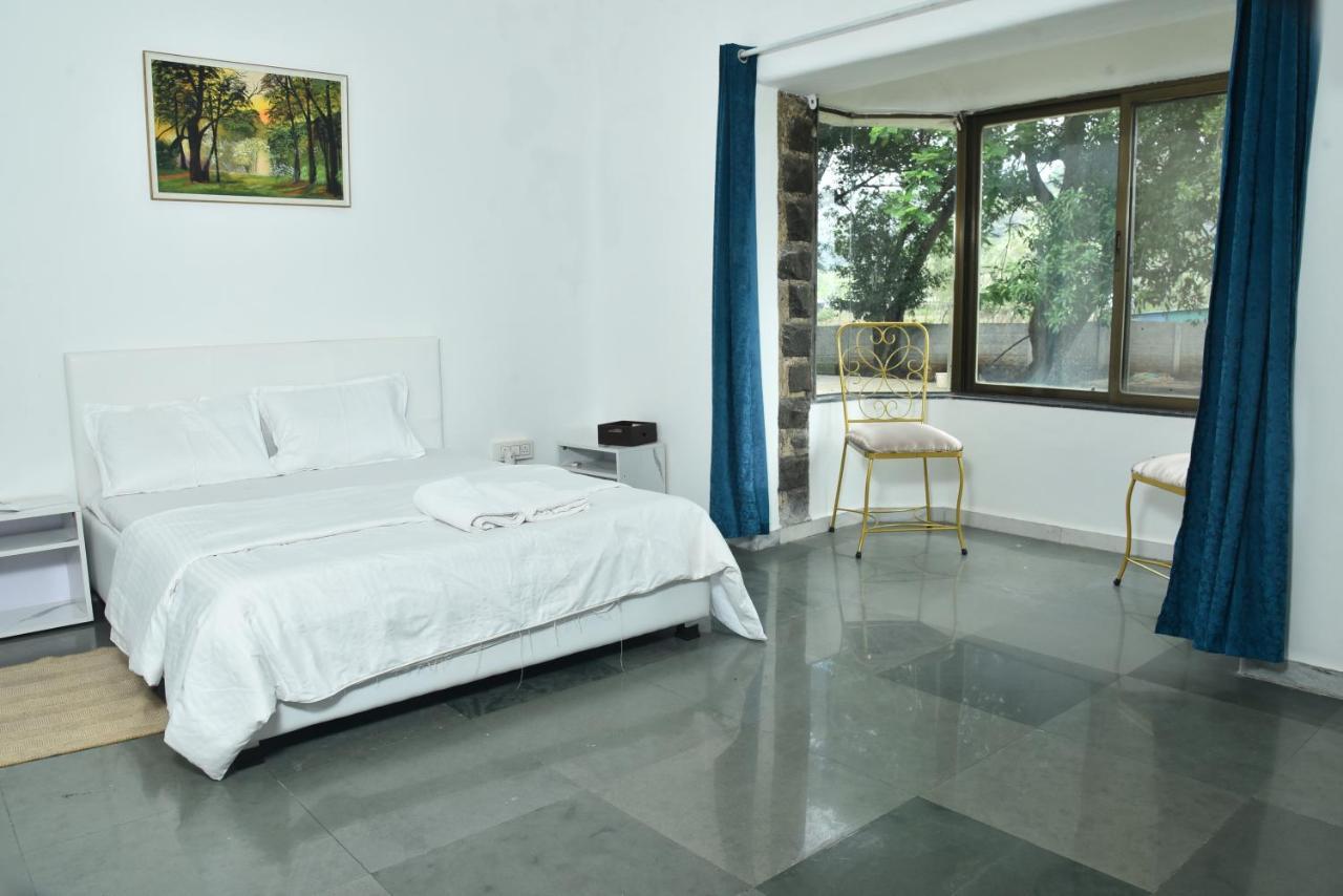 Whispering Woods Villa And Eco Farms โลนาวาลา ภายนอก รูปภาพ