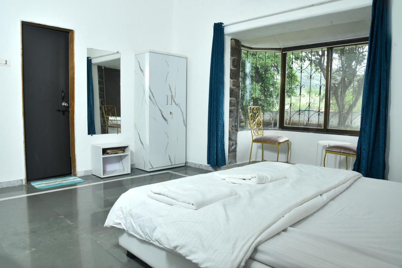 Whispering Woods Villa And Eco Farms โลนาวาลา ภายนอก รูปภาพ
